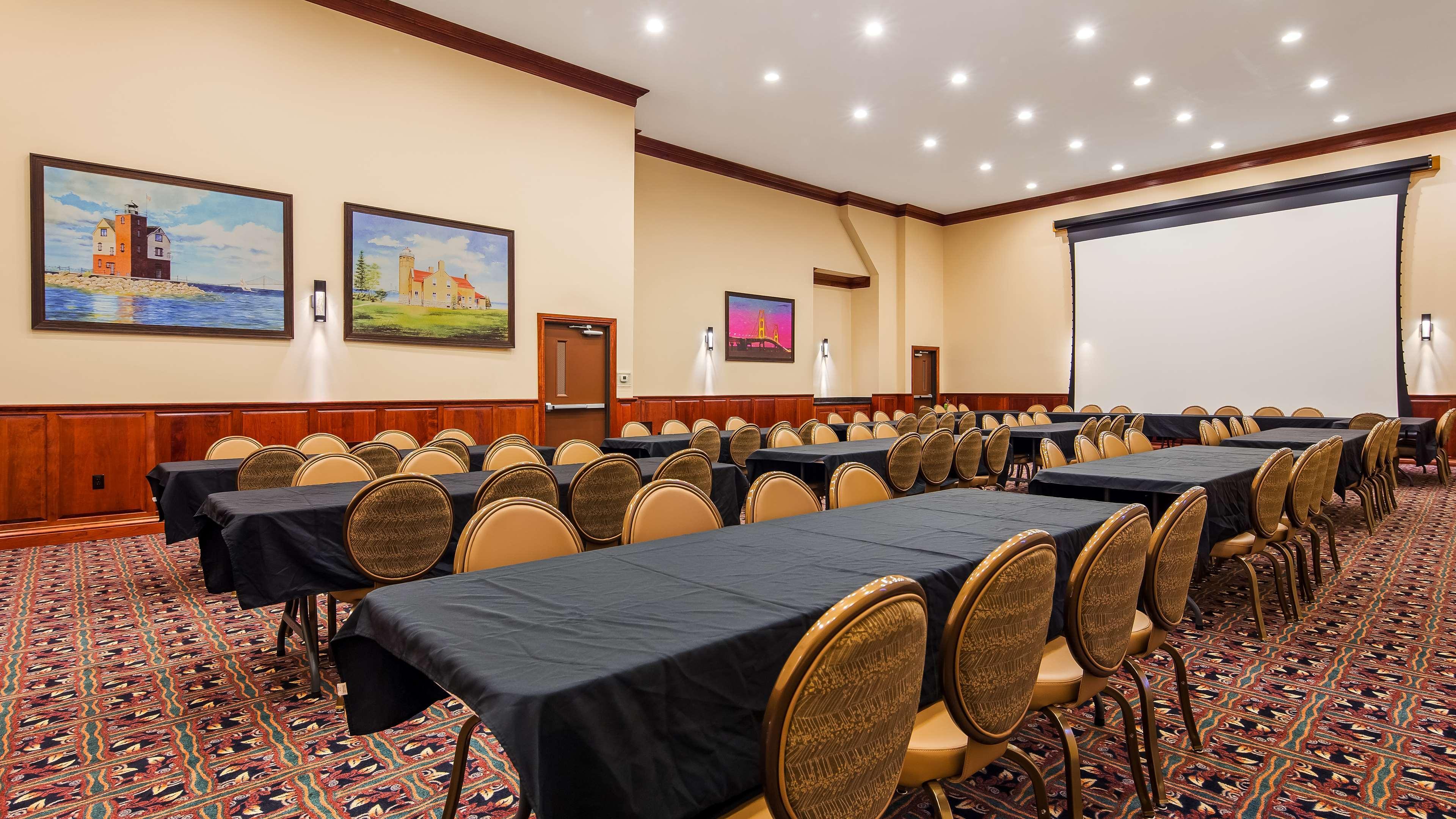 Best Western Plus Dockside Waterfront Inn Mackinaw City Extérieur photo