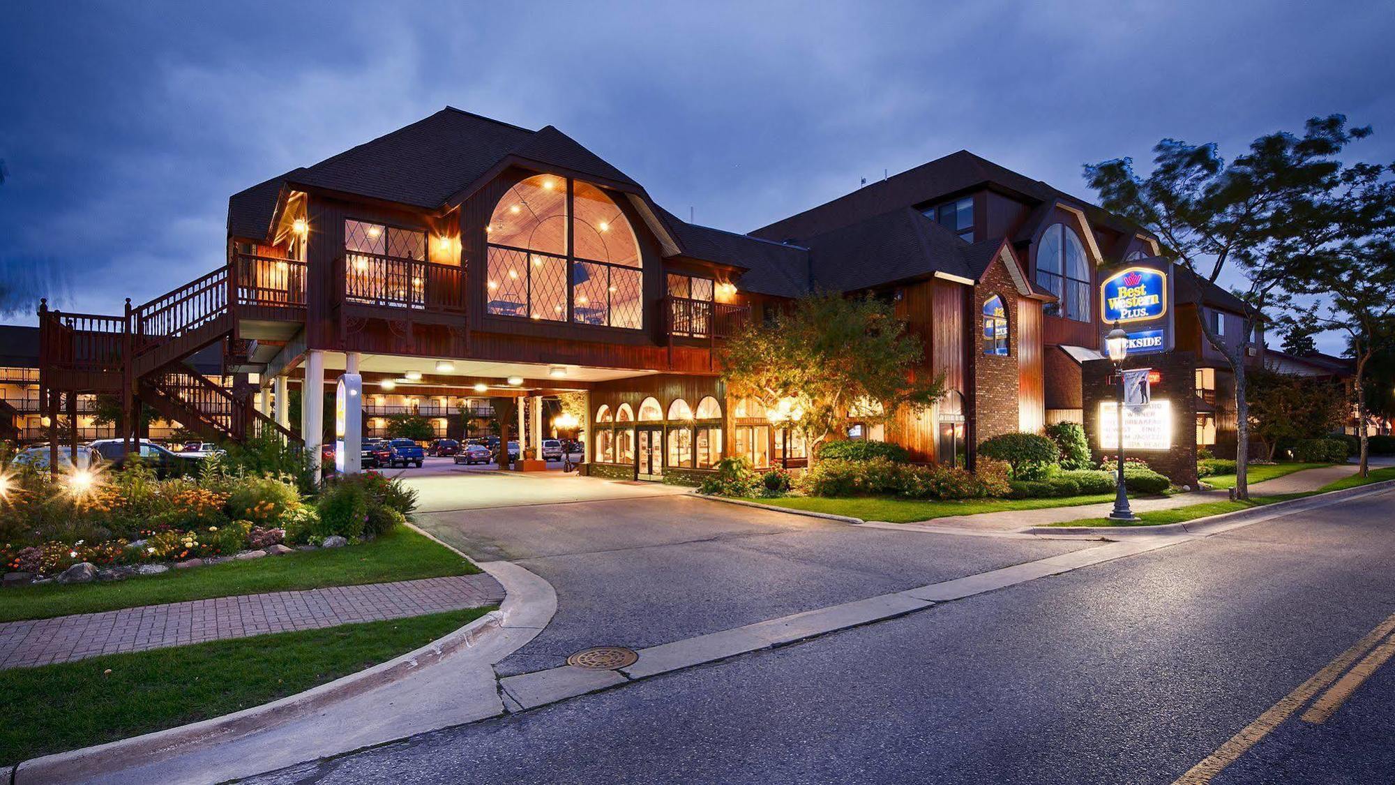 Best Western Plus Dockside Waterfront Inn Mackinaw City Extérieur photo