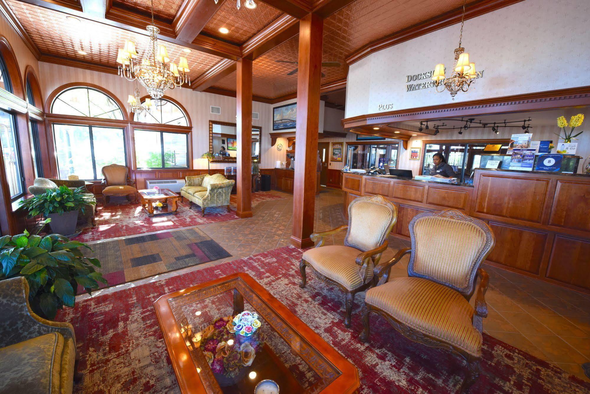 Best Western Plus Dockside Waterfront Inn Mackinaw City Extérieur photo